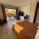 Le Patio34 Отель типа 