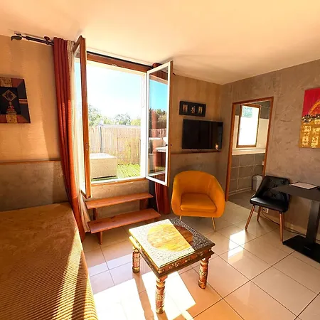 Le Patio34 Bed & Breakfast