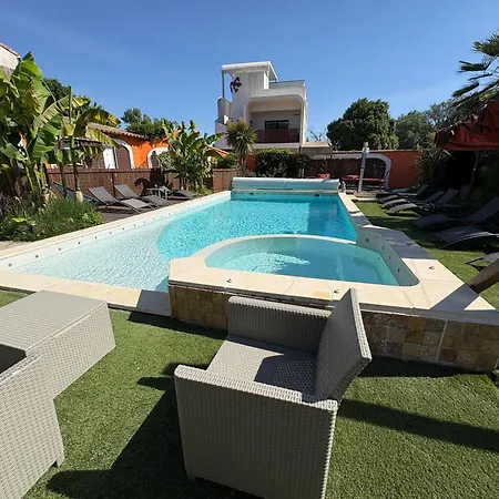 Le Patio34 3*
