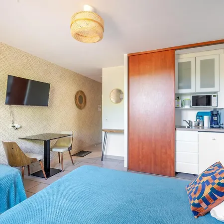 Le Patio34 Bed & Breakfast 4*