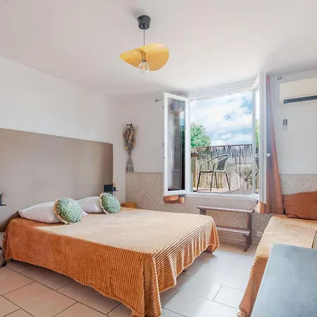 Le Patio34 Nocleg ze śniadaniem